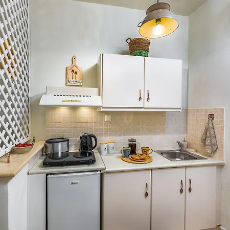 Aggeliki 라가나스